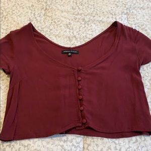 Kendall & Kylie maroon crop top